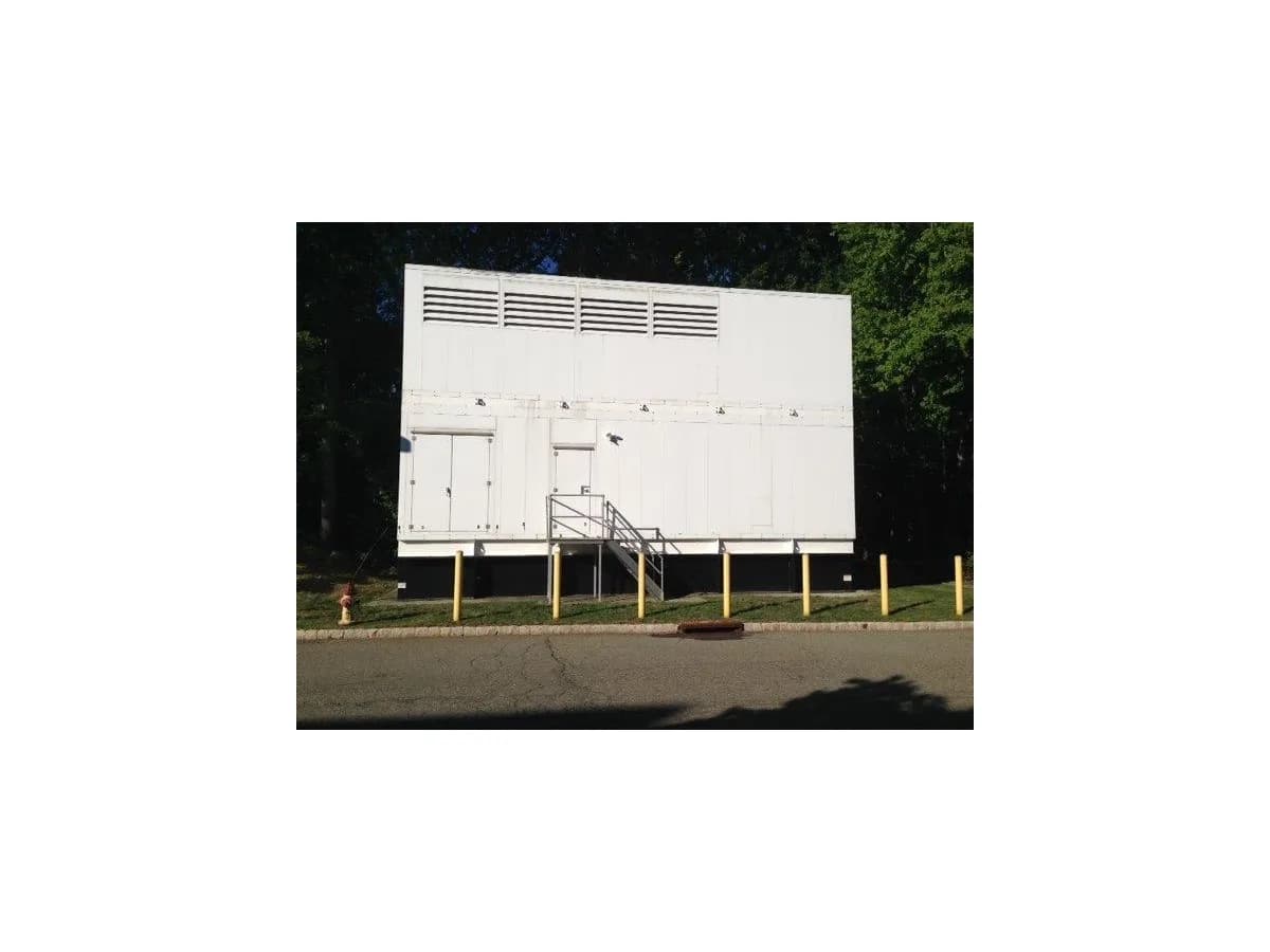 Cummins Cummins QSK78 2.8 MW liquid-cooled standby generator